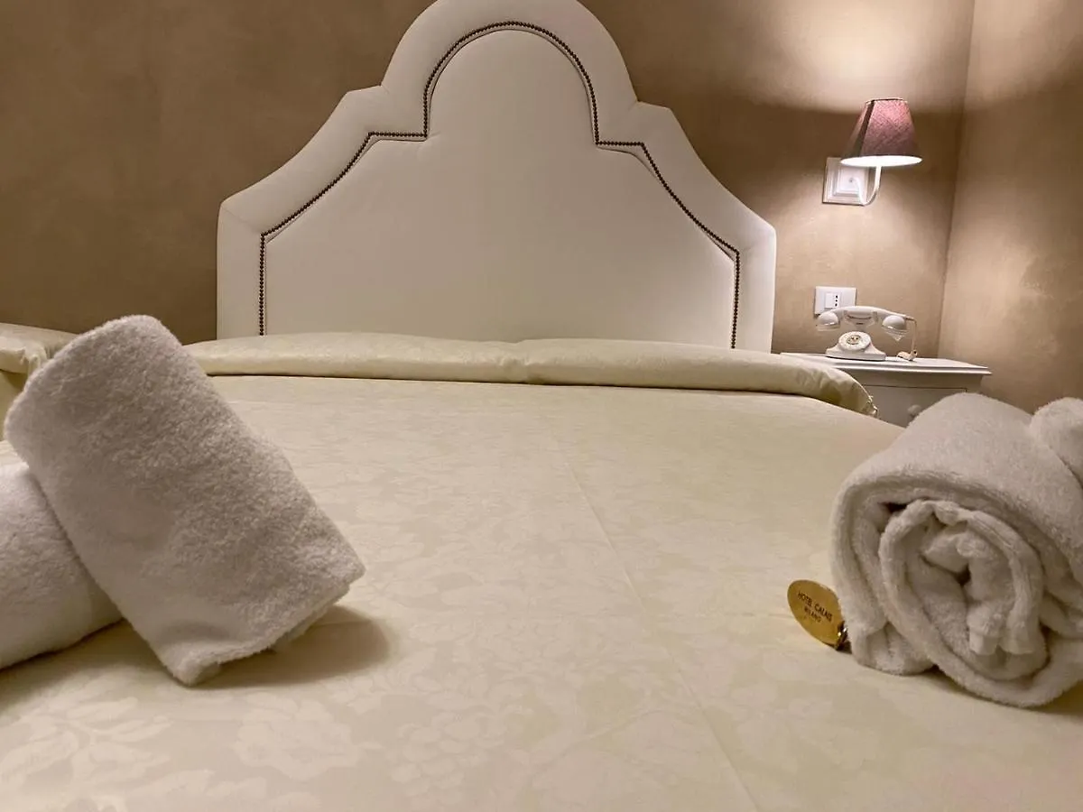 Boutique Hotel Calais Milano 0*,