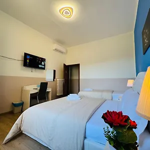 https://villa-matilde-bb.it-tuscanyhotel.com