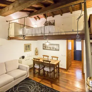 Appartamento Cairoli, Milano