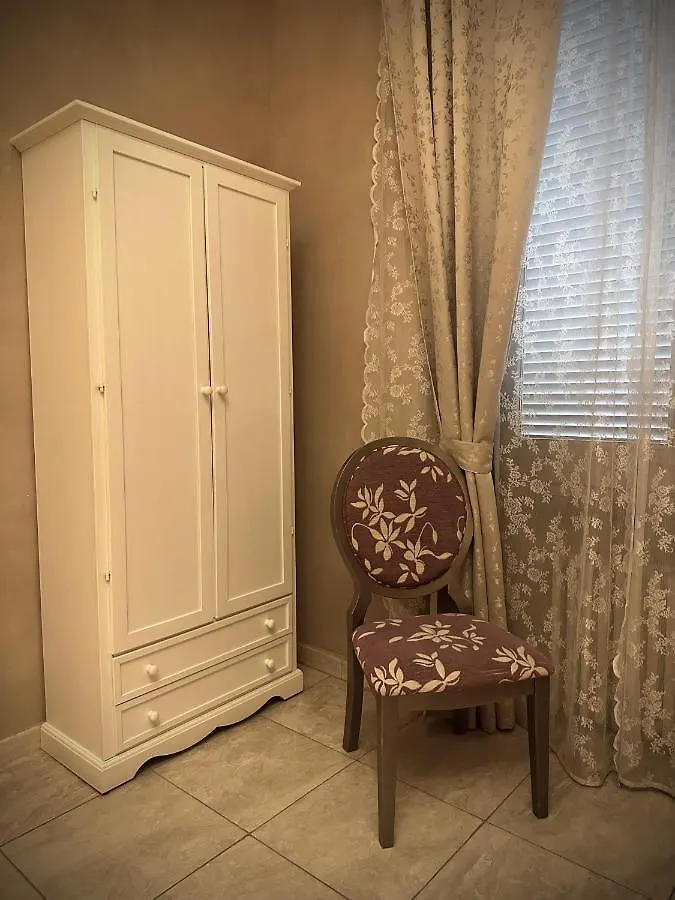 Boutique Hotel Calais Milano 0*, Mailand